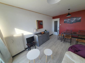 Charmant 2 pièces avec balcon, navette et équipements à Chamrousse - FR-1-340-118